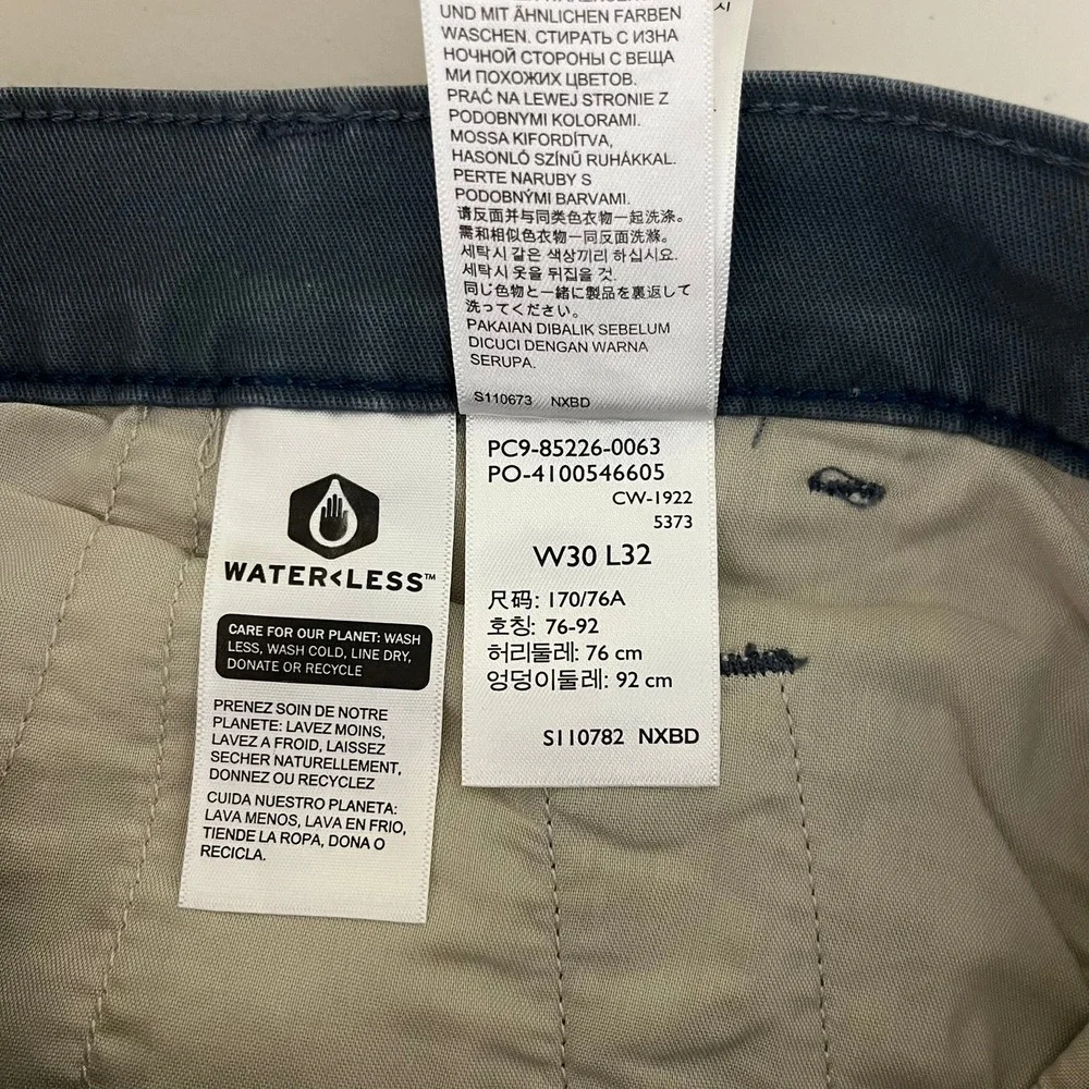 Levis XX Chino Standard Taper Pants Mens 30x32 Slate Blue Stretch 85226-0063 NWT